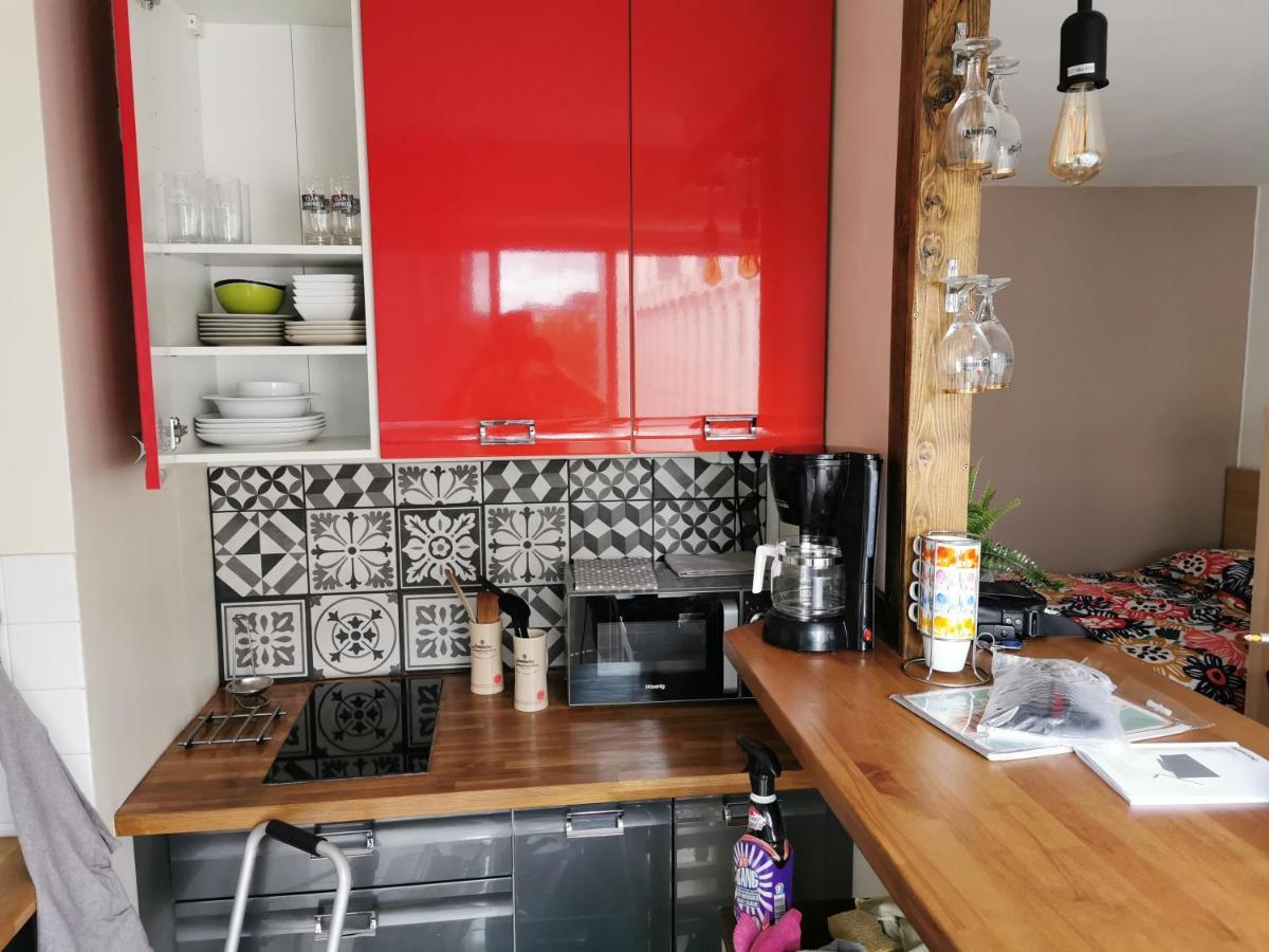 Charmant Studio + Parking Apartman Orléans Kültér fotó